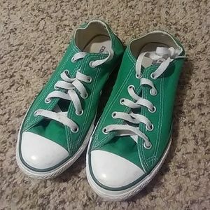 Green Converse size US 2